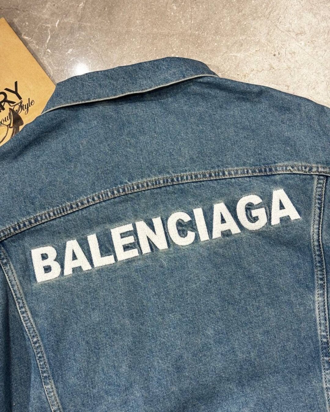 Джинсовка Balenciaga