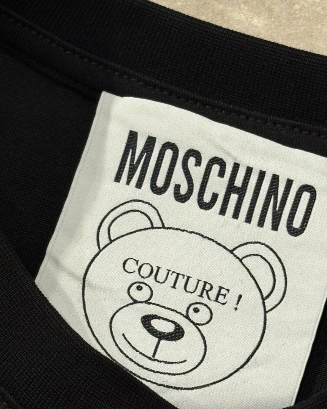 Футболка Moschino