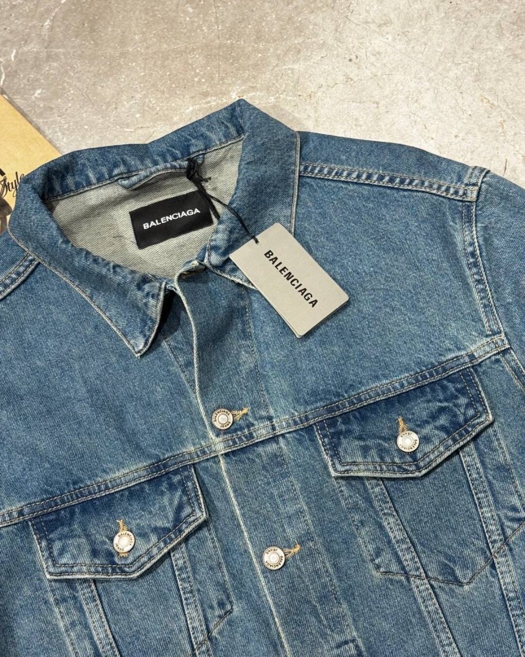 Джинсовка Balenciaga