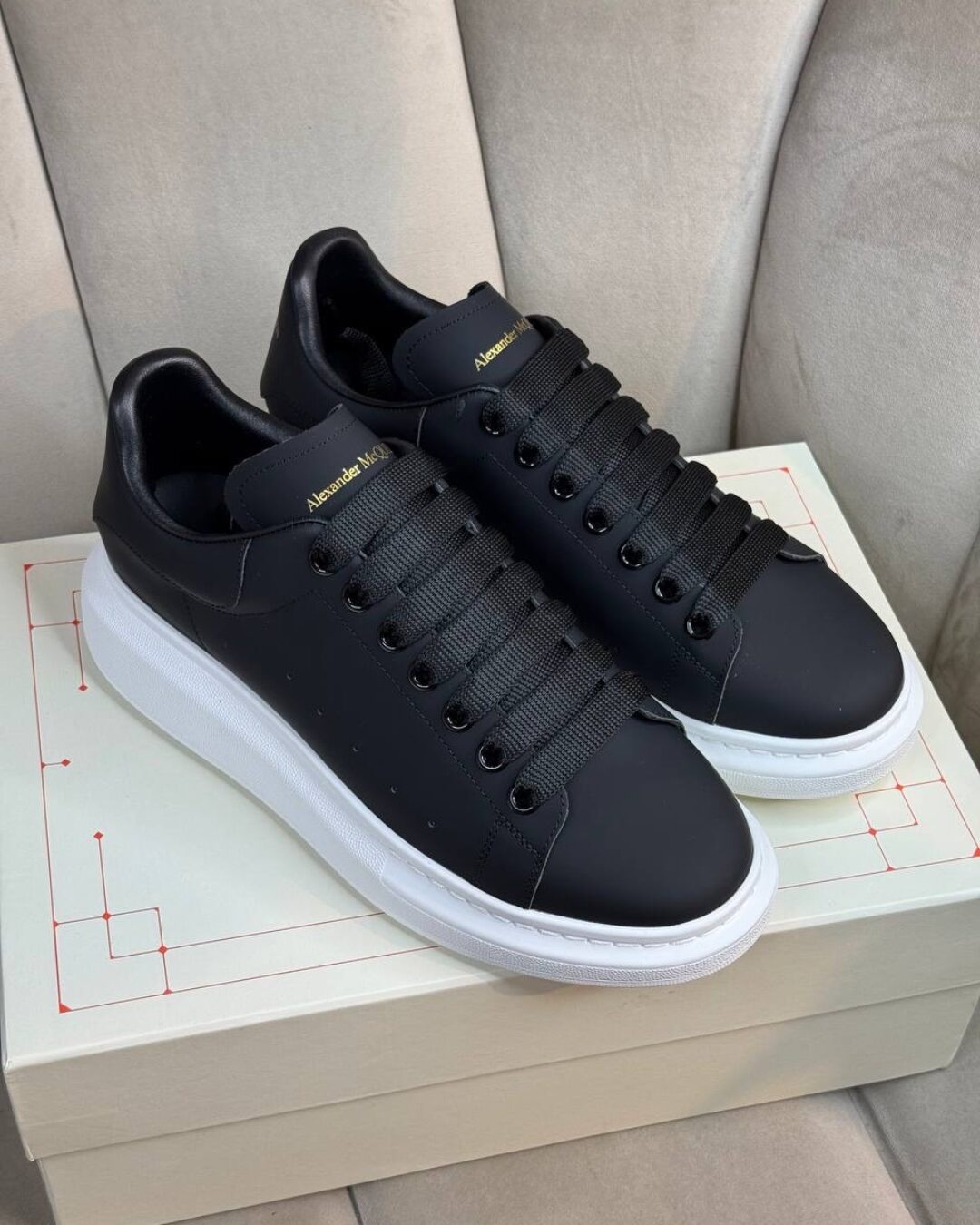 Кеды Alexander McQueen