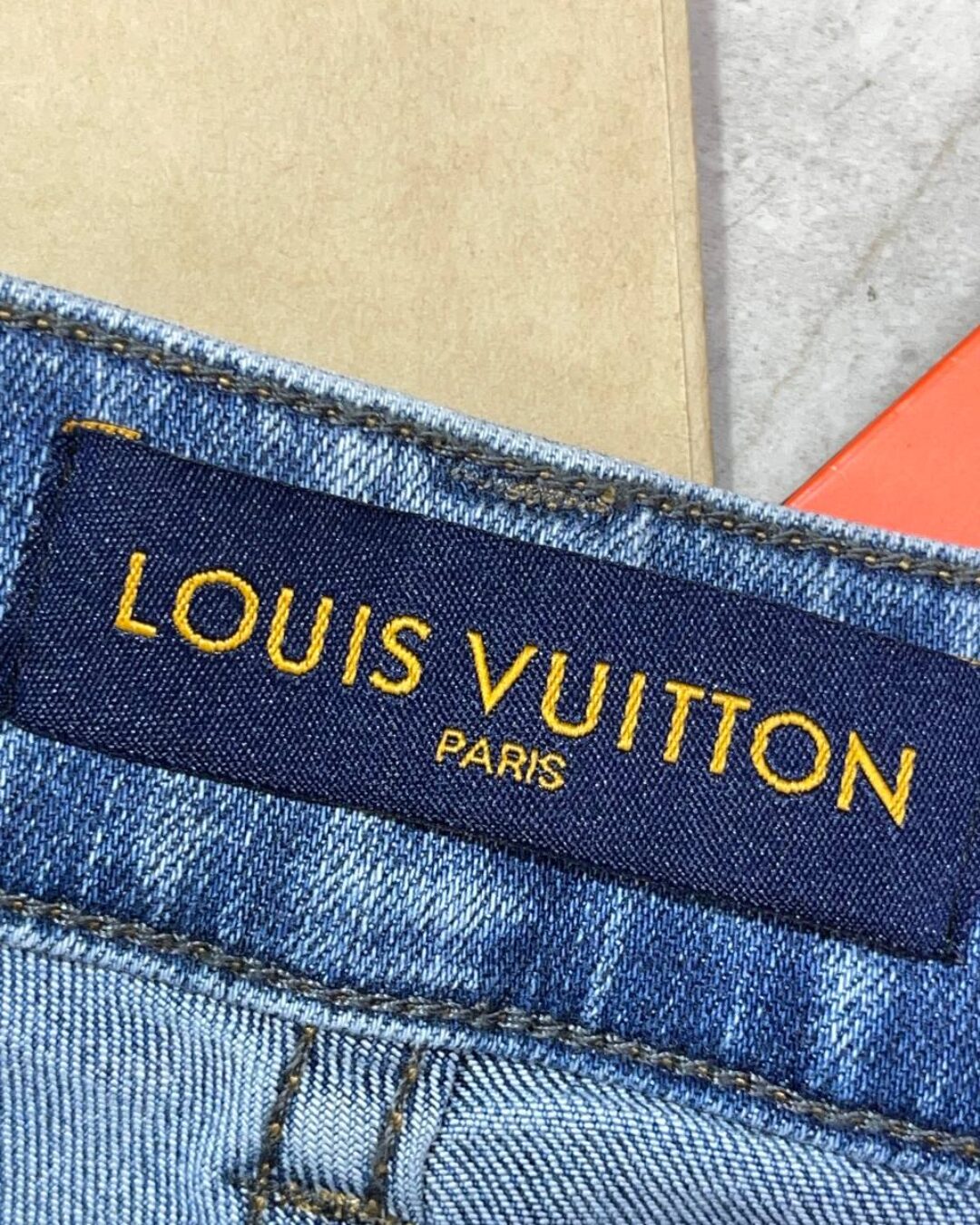 Джинсы Louis Vuitton (дисконт) — фото 6