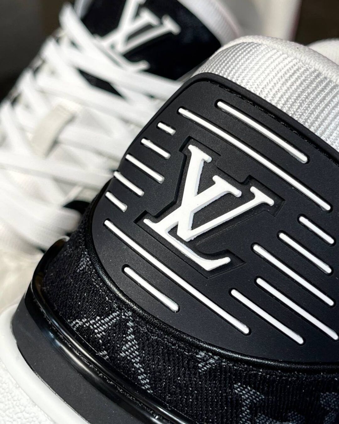 Кроссовки Louis Vuitton Trainer — фото 9