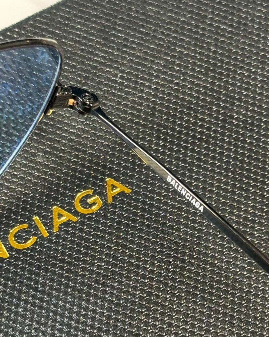 Очки Balenciaga