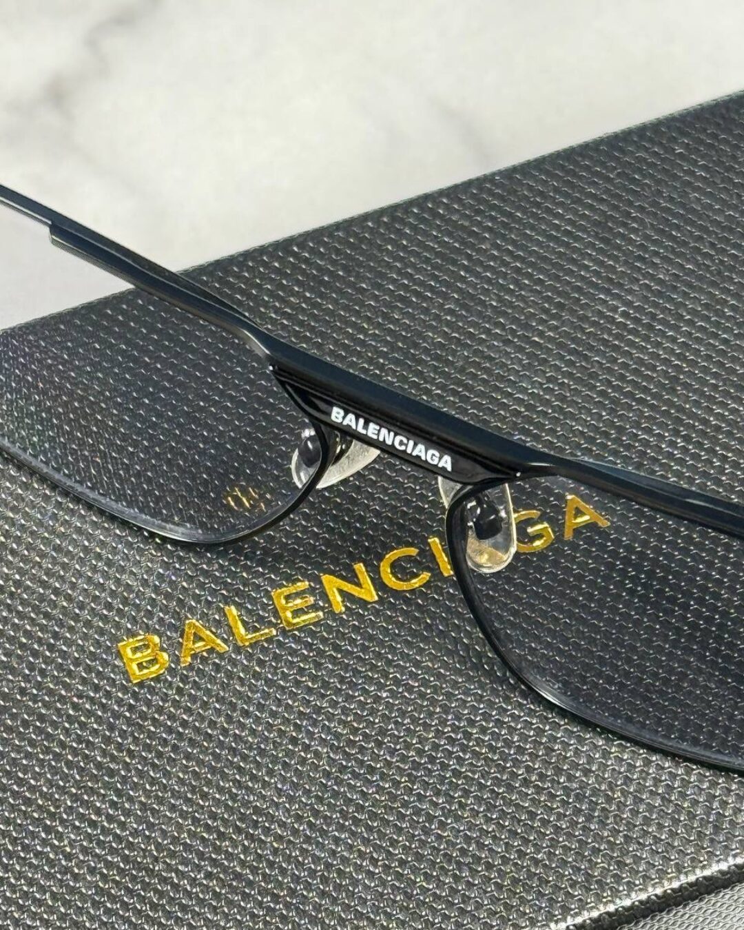 Очки Balenciaga