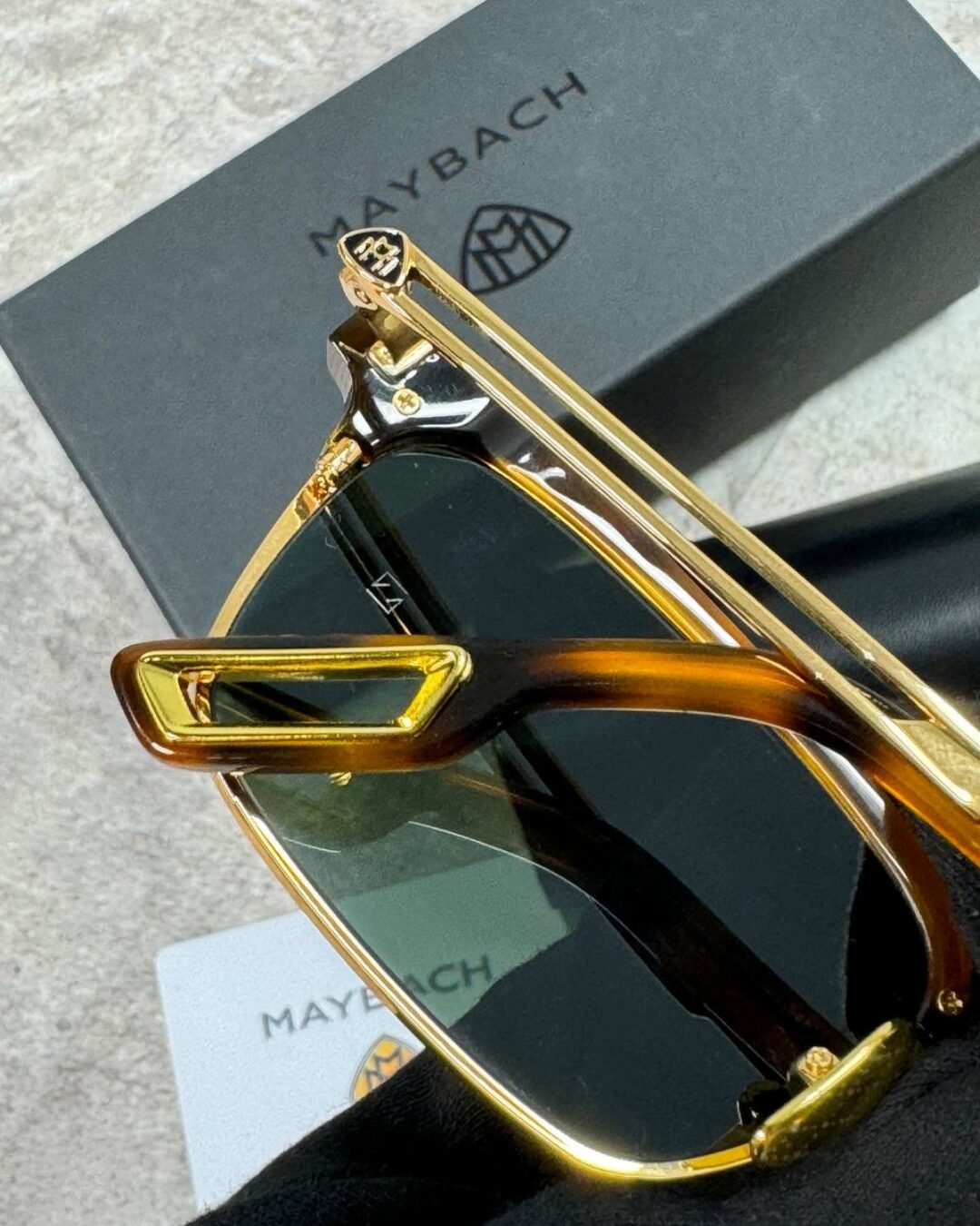 Очки Maybach