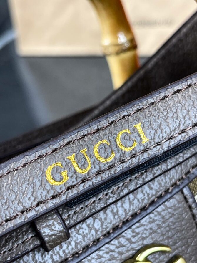 Сумка Gucci Diana Jumbo