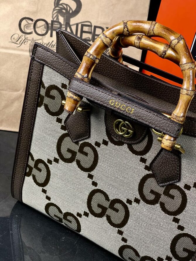 Сумка Gucci Diana Jumbo