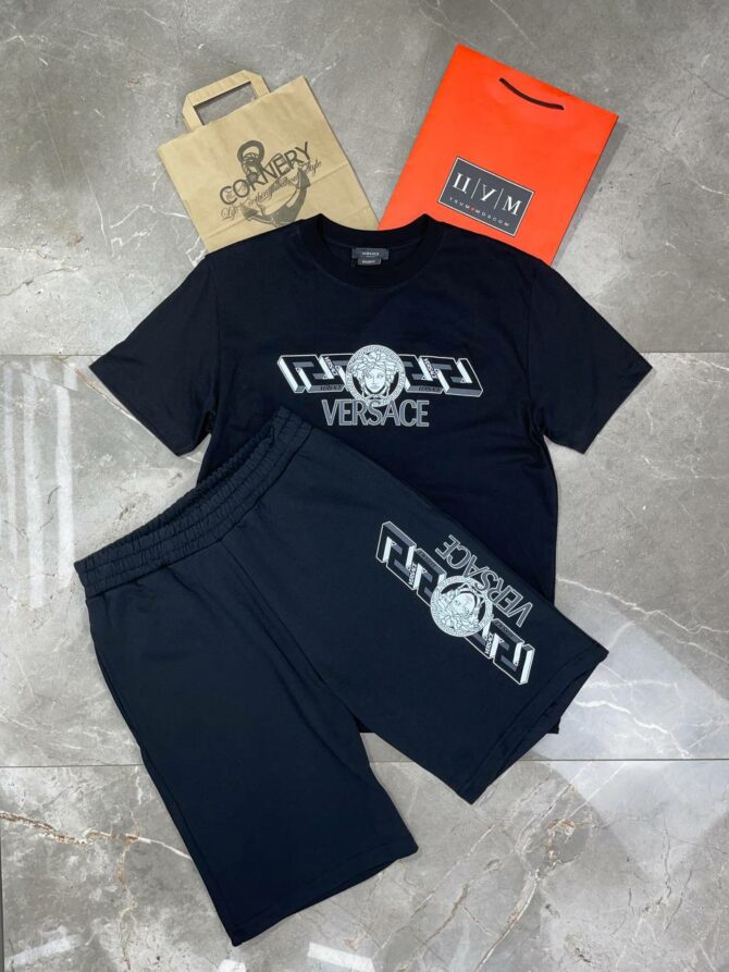 Костюм Versace