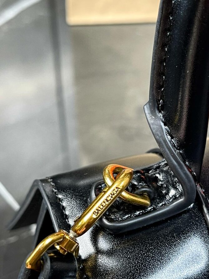 Сумка Balenciaga Hourglass S