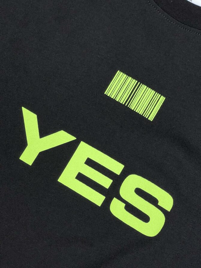 Футболка Vetements