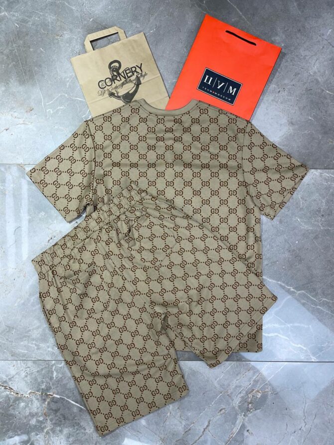 Костюм Gucci
