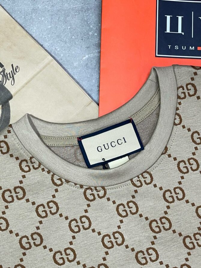 Костюм Gucci