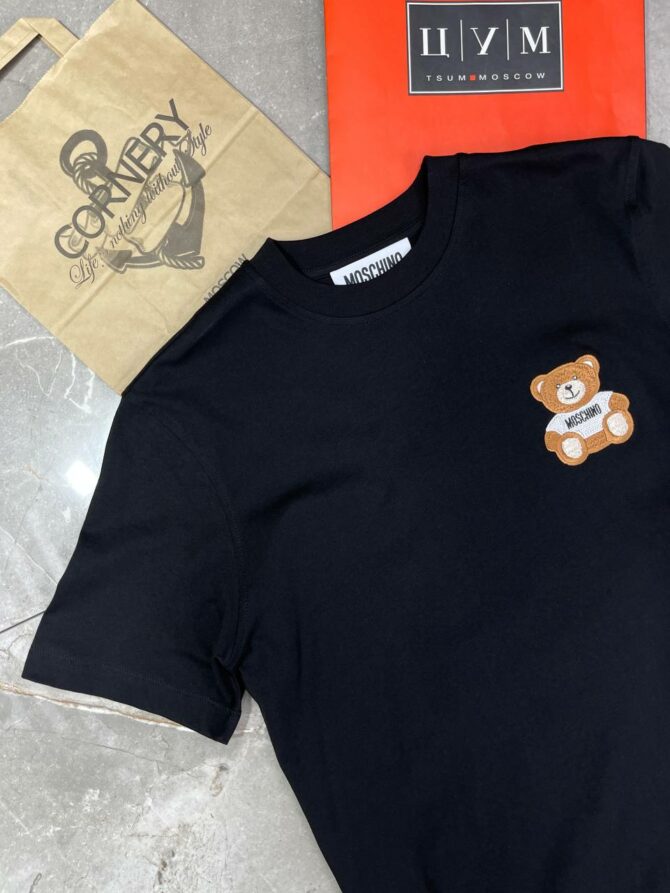 Футболка Moschino