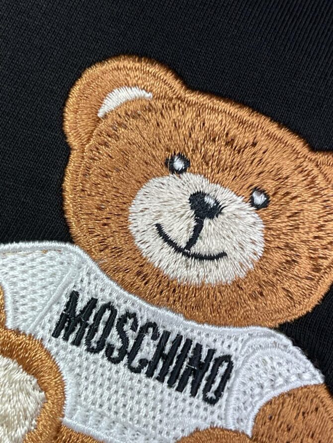 Футболка Moschino