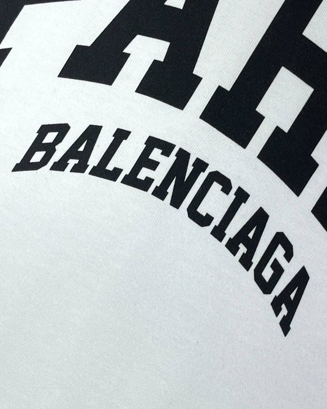 Футболка Balenciaga — фото 9