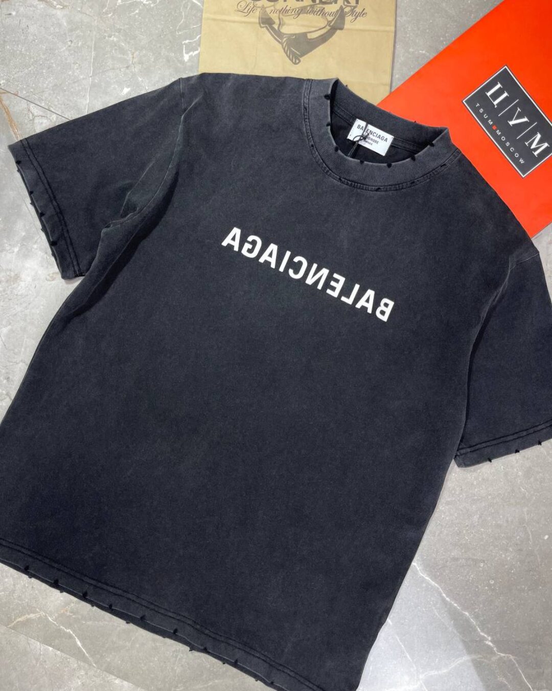 Футболка Balenciaga — фото 3