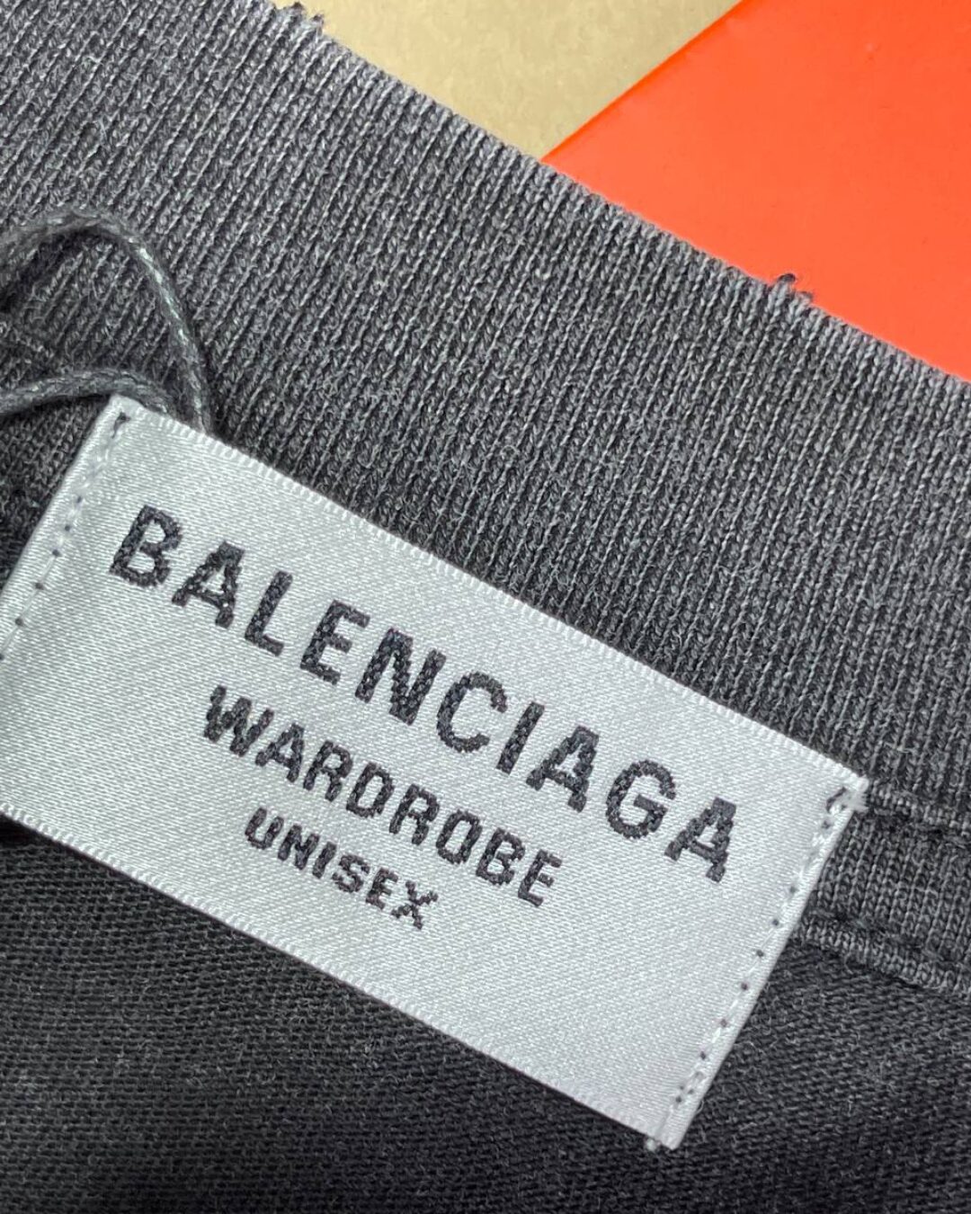 Футболка Balenciaga — фото 4