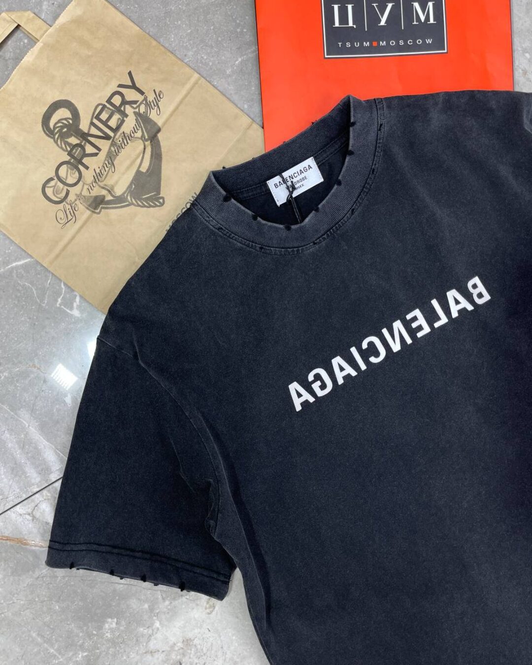 Футболка Balenciaga — фото 5