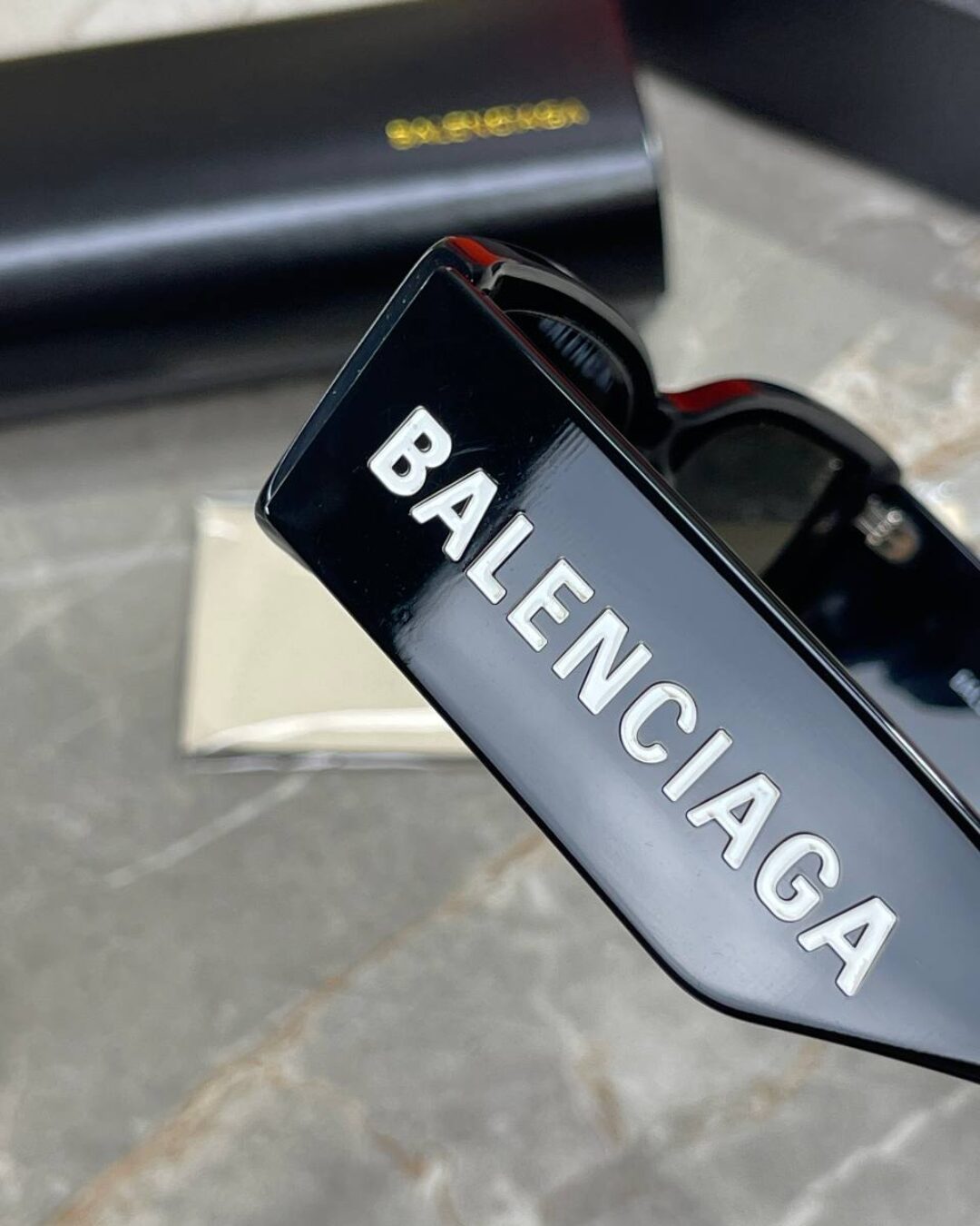 Очки Balenciaga — фото 6