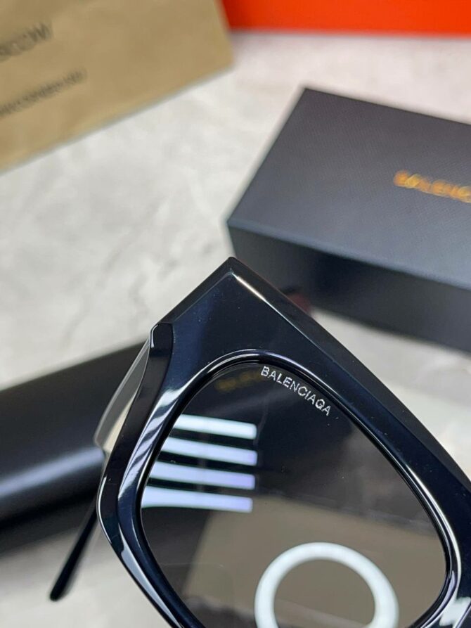 Очки Balenciaga