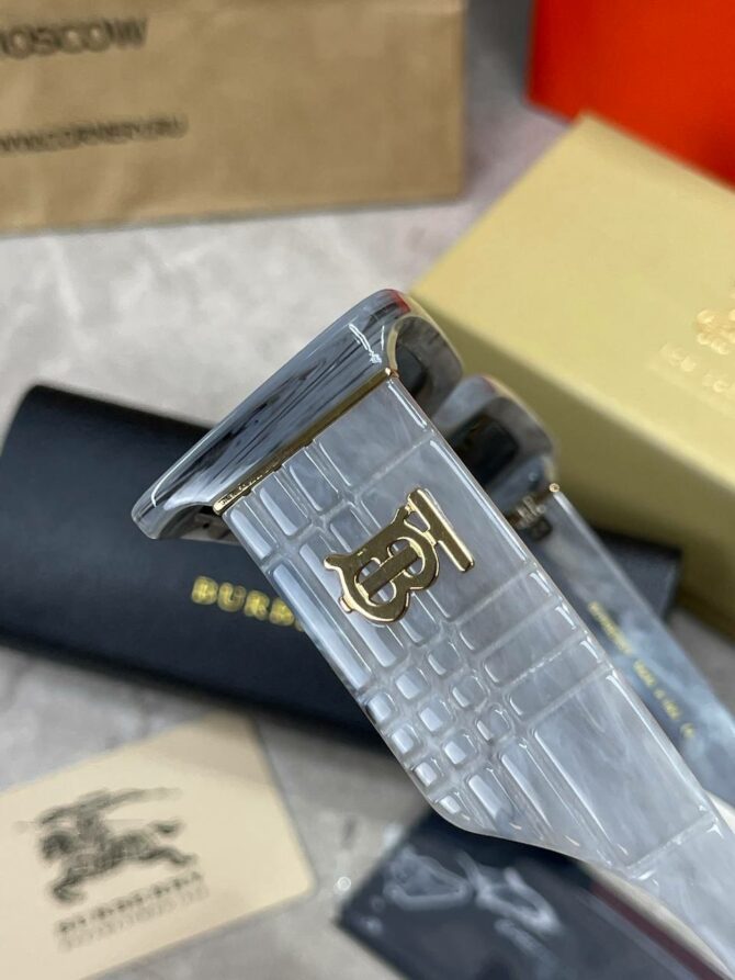 Очки Burberry
