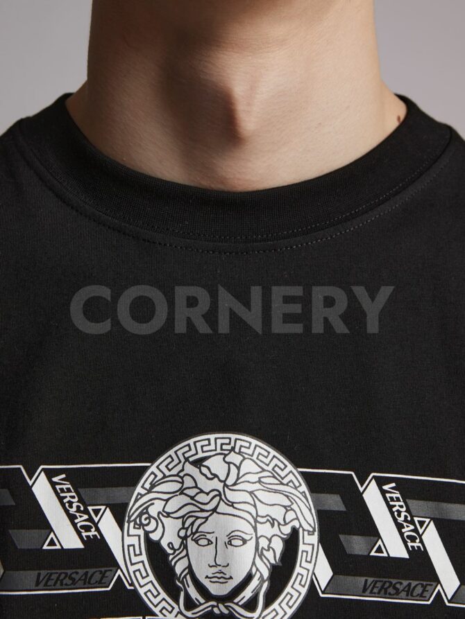 Костюм Versace