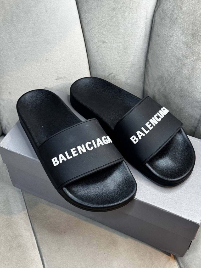 Тапки Balenciaga