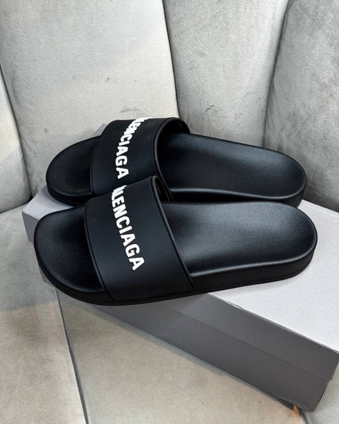 Тапки Balenciaga