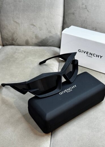 Очки Givenchy