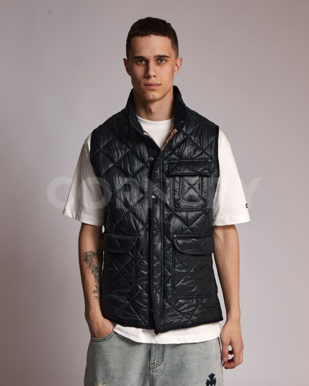 Жилет Burberry