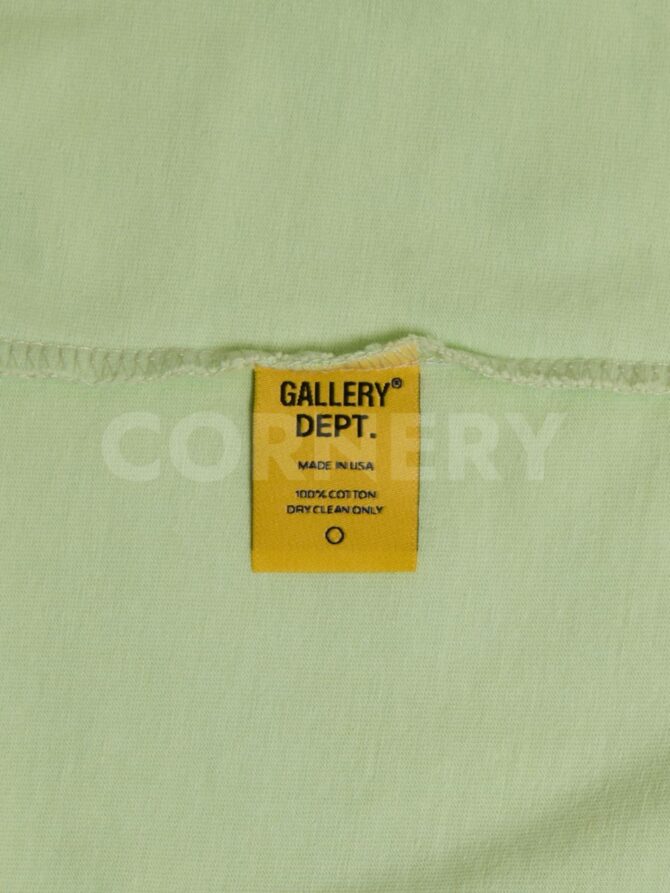Футболка Gallery Dept