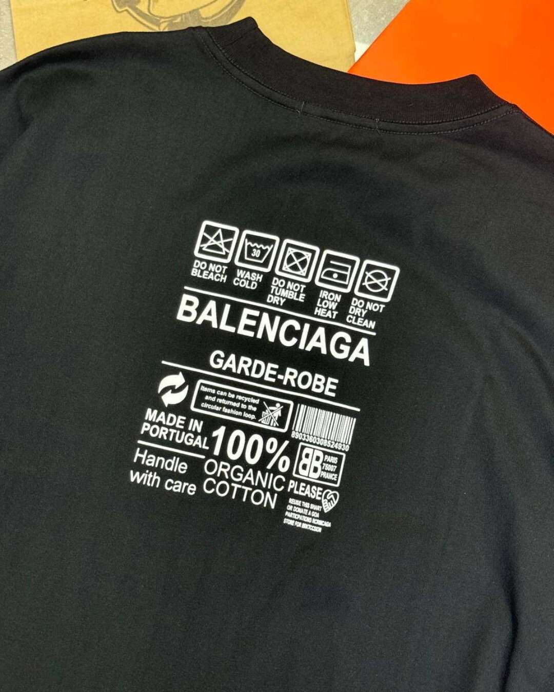 Футболка Balenciaga — фото 9