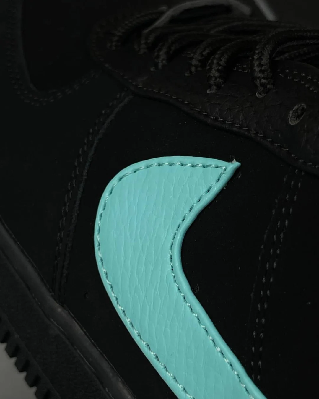 Кроссовки Nike x Tiffany — фото 9