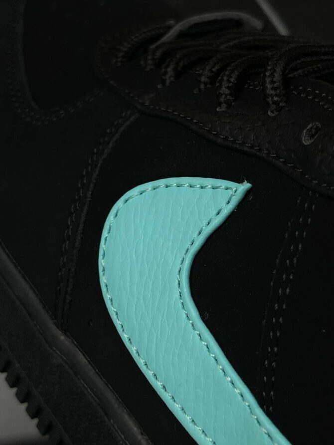 Кроссовки Nike x Tiffany