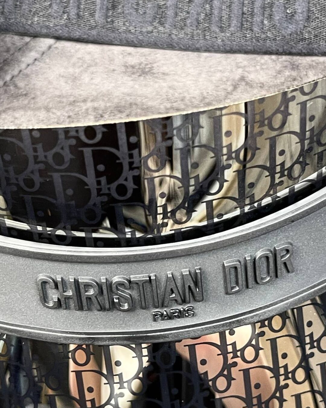 Солнцезащитный козырек Dior — фото 6