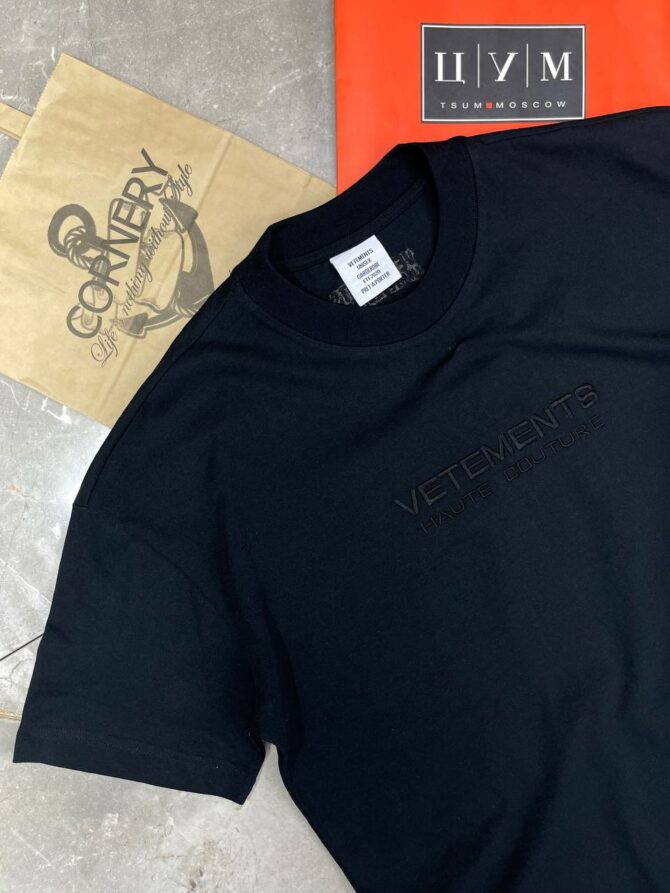Футболка Vetements