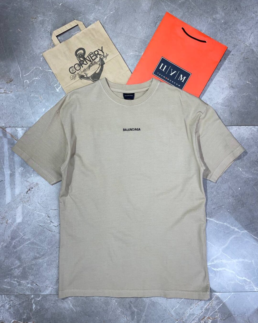 Футболка Balenciaga