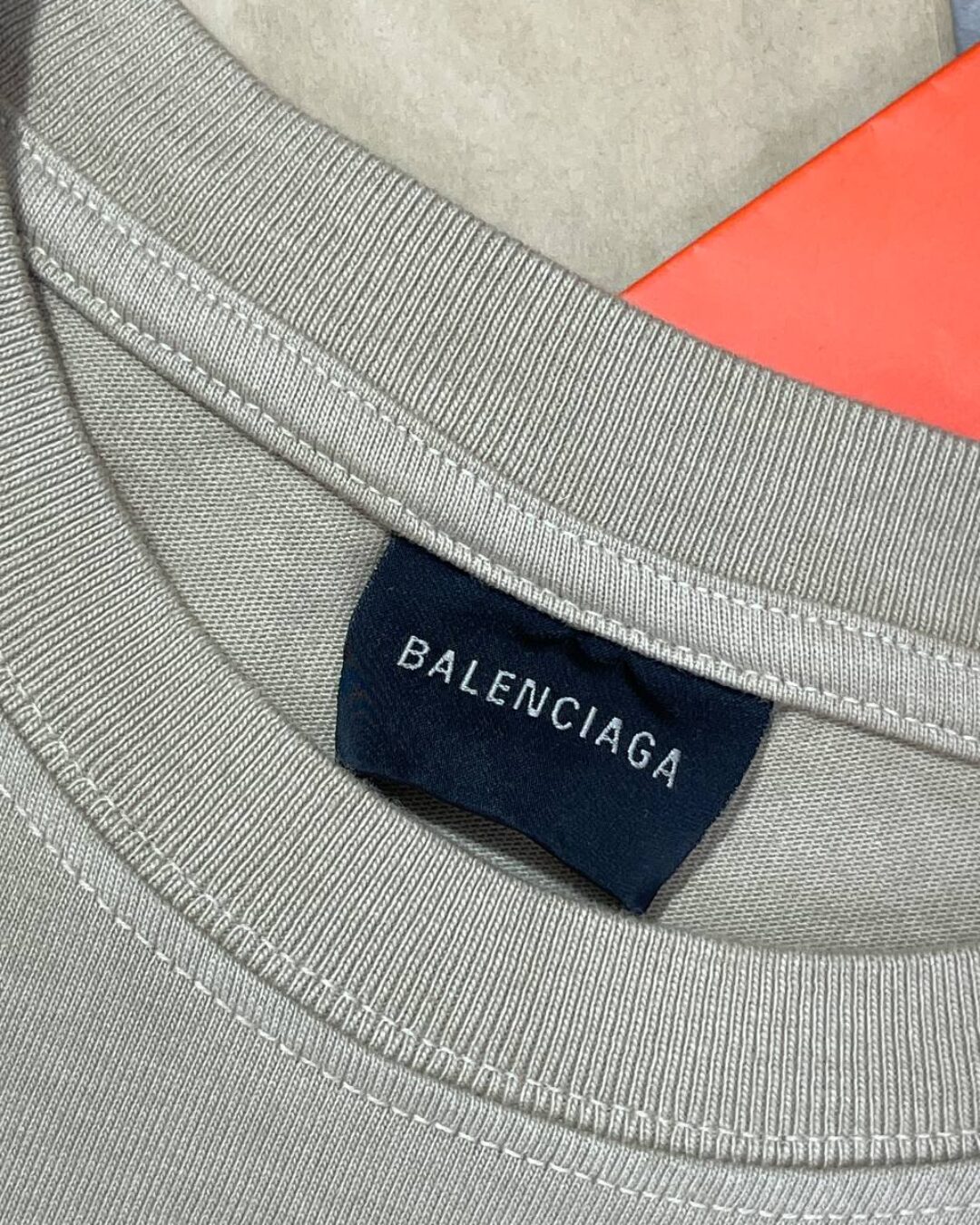 Футболка Balenciaga — фото 8