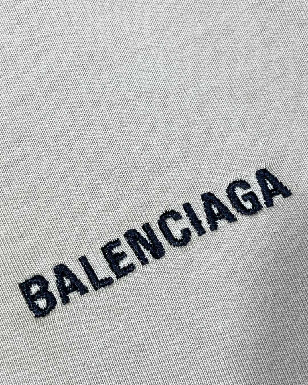 Футболка Balenciaga — фото 7