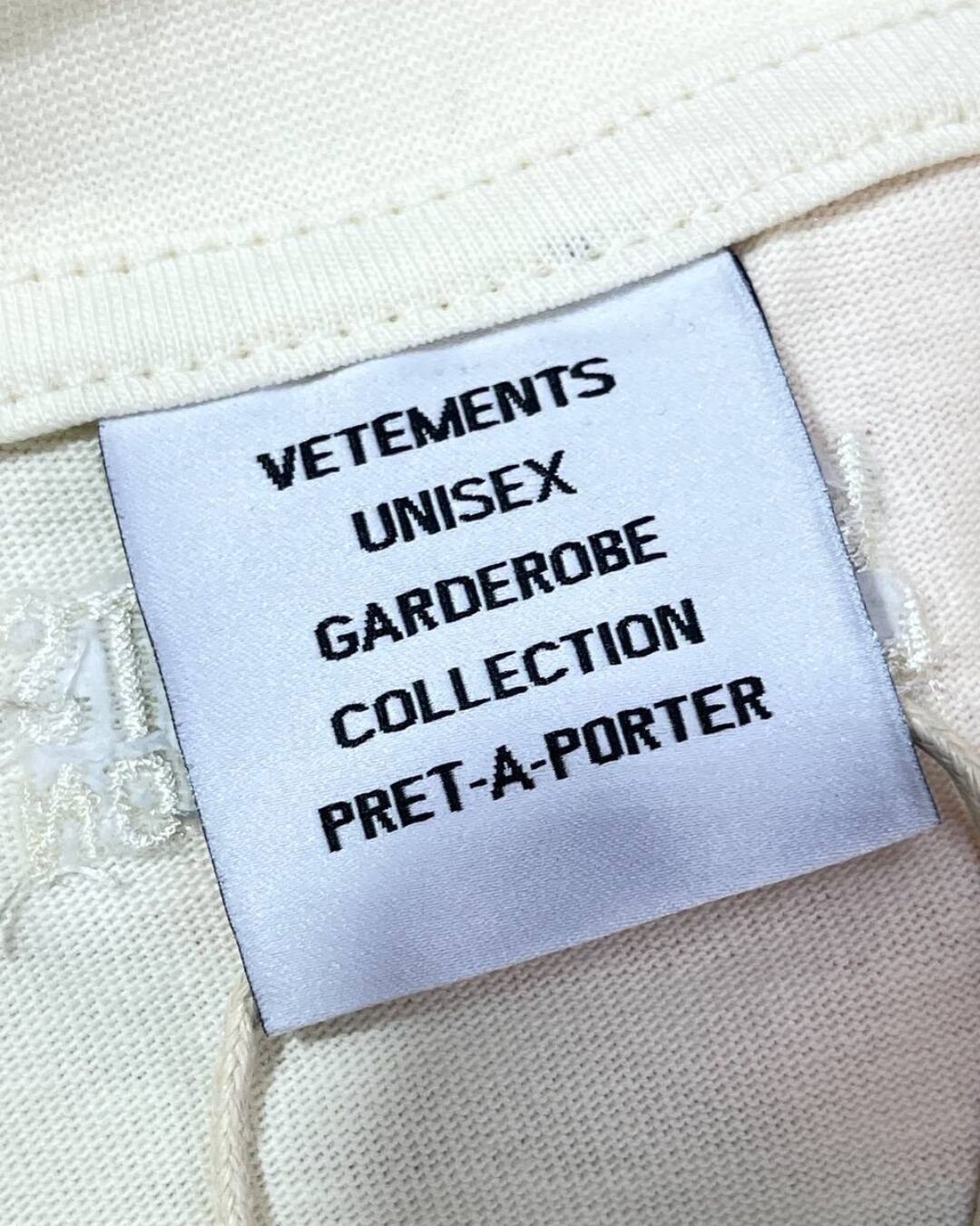 Футболка Vetements Think Dieftrefnly — фото 5