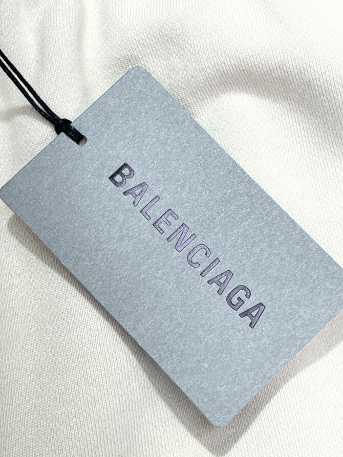 Костюм Balenciaga