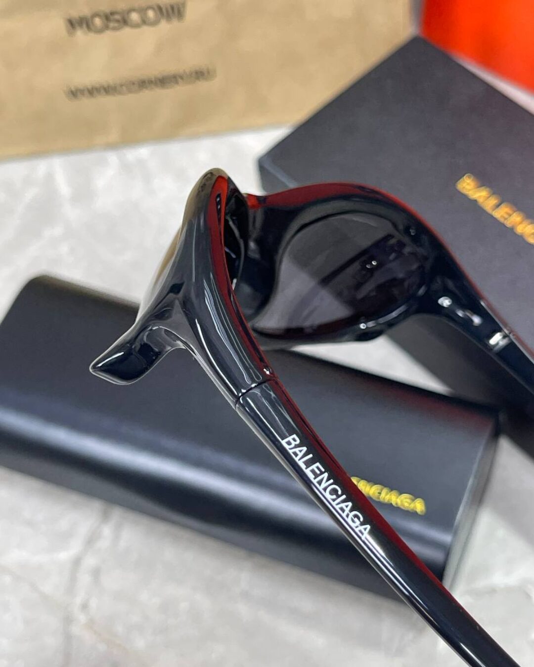 Очки Balenciaga — фото 4