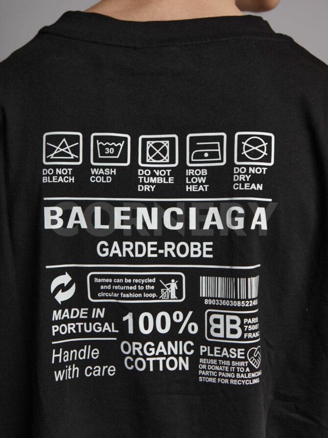 Футболка Balenciaga