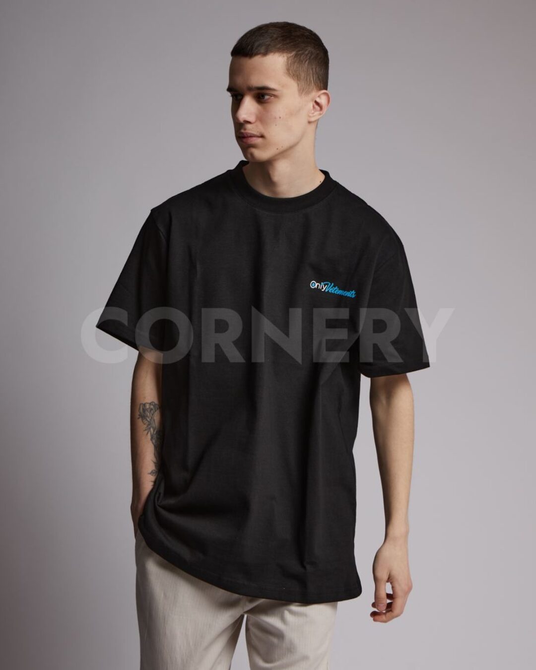 Футболка Vetements Only