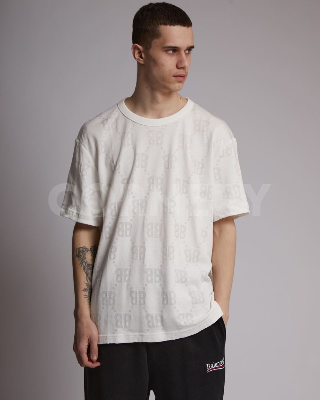Футболка Balenciaga