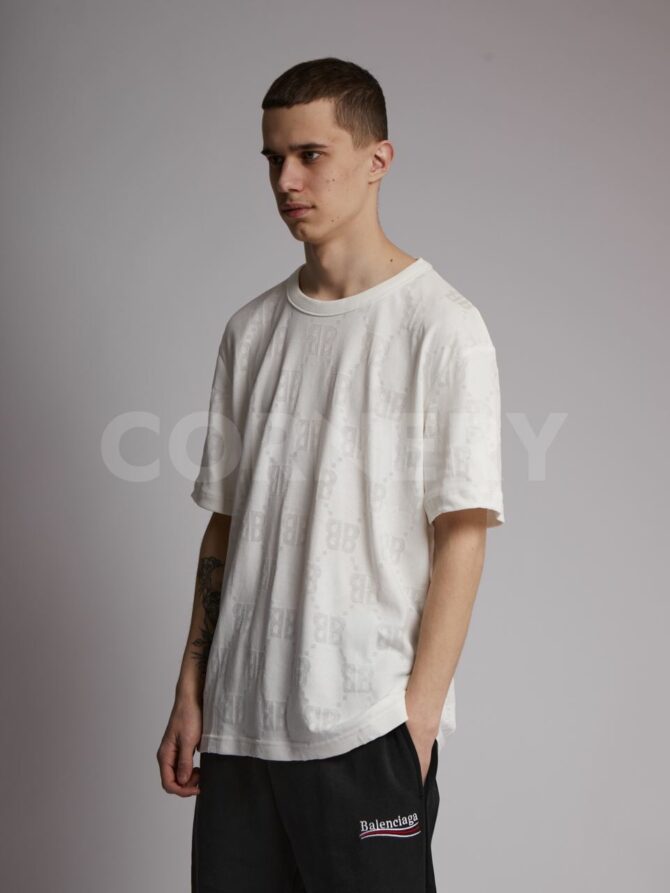 Футболка Balenciaga