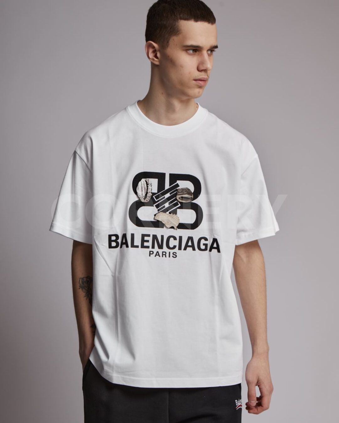 Футболка Balenciaga