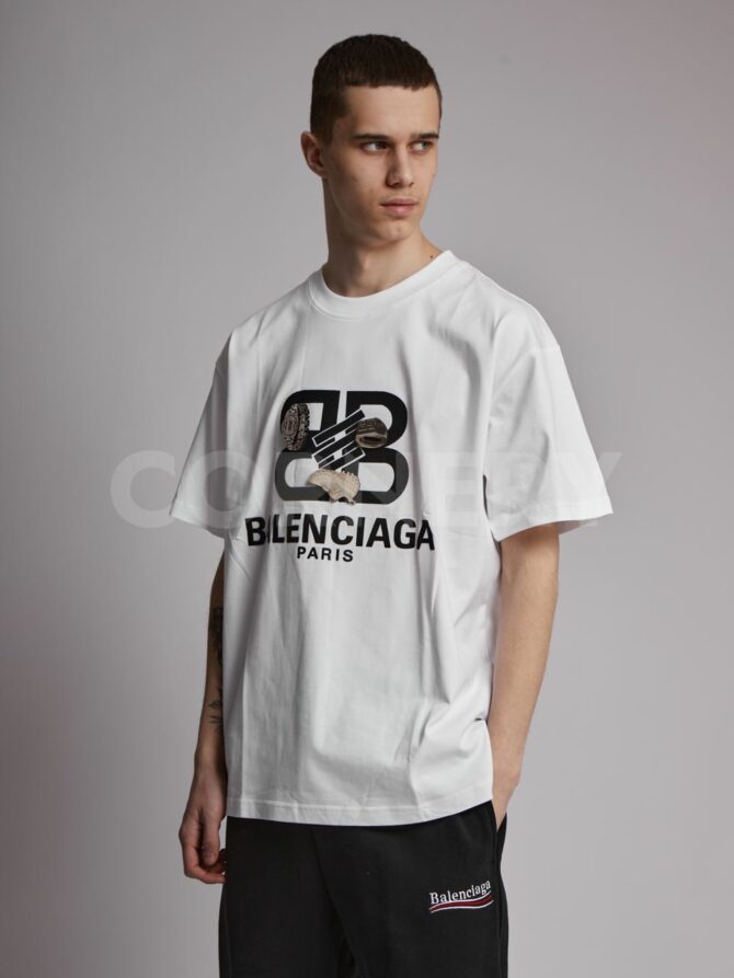 Футболка Balenciaga