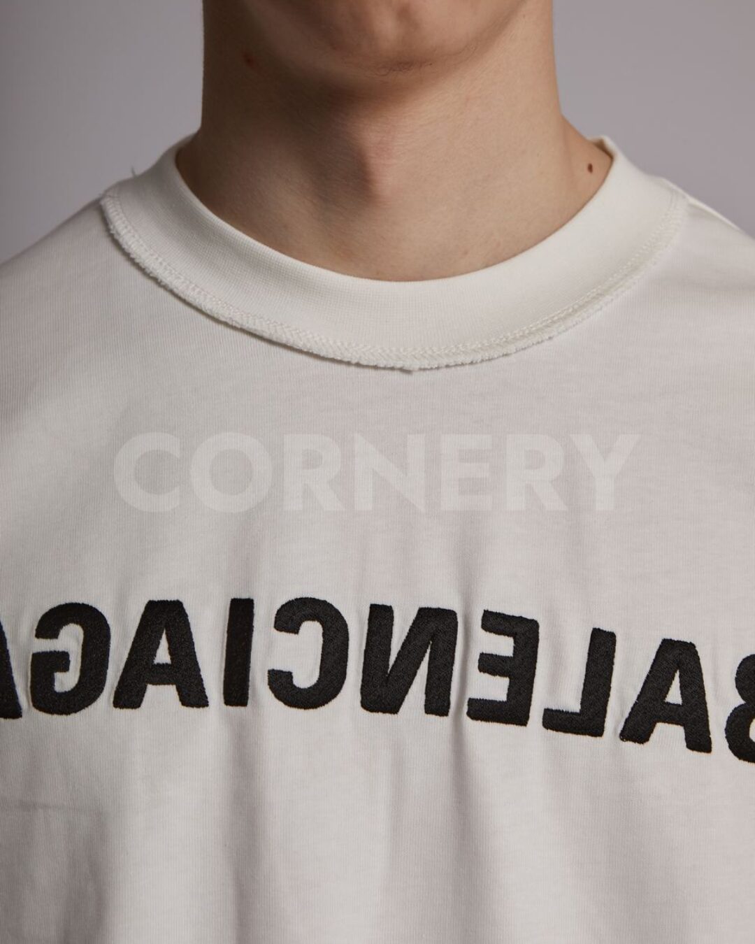Футболка Balenciaga — фото 8