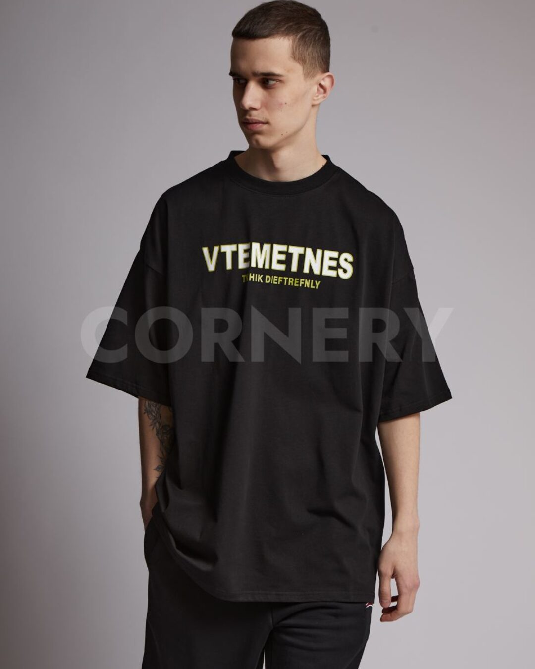 Футболка Vetements Think Dieftrefnly — фото 3